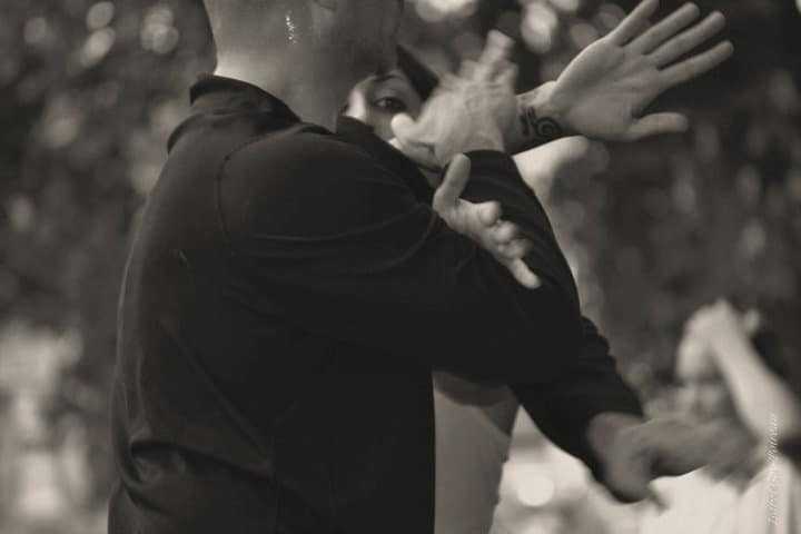 Armand Florea Wing Chun Bordeaux Kung Fu bien-être #chi Sao
